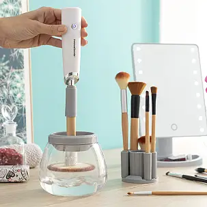 Automatisch Makeup-Pinsel reinigen und trocknen