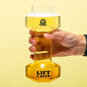 Hantelförmiges Bierglas